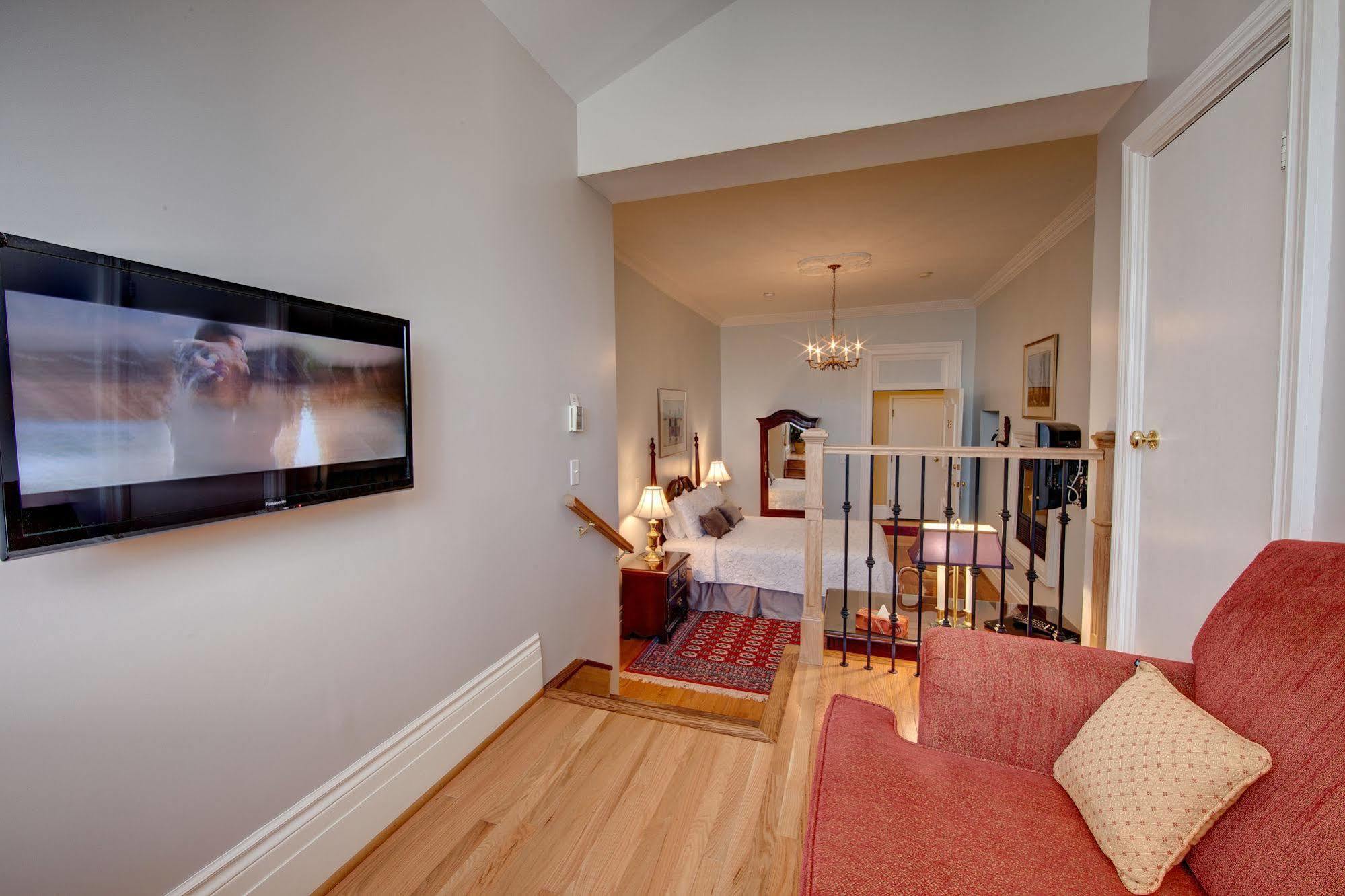 The Woodlawn Inn Cobourg Luaran gambar