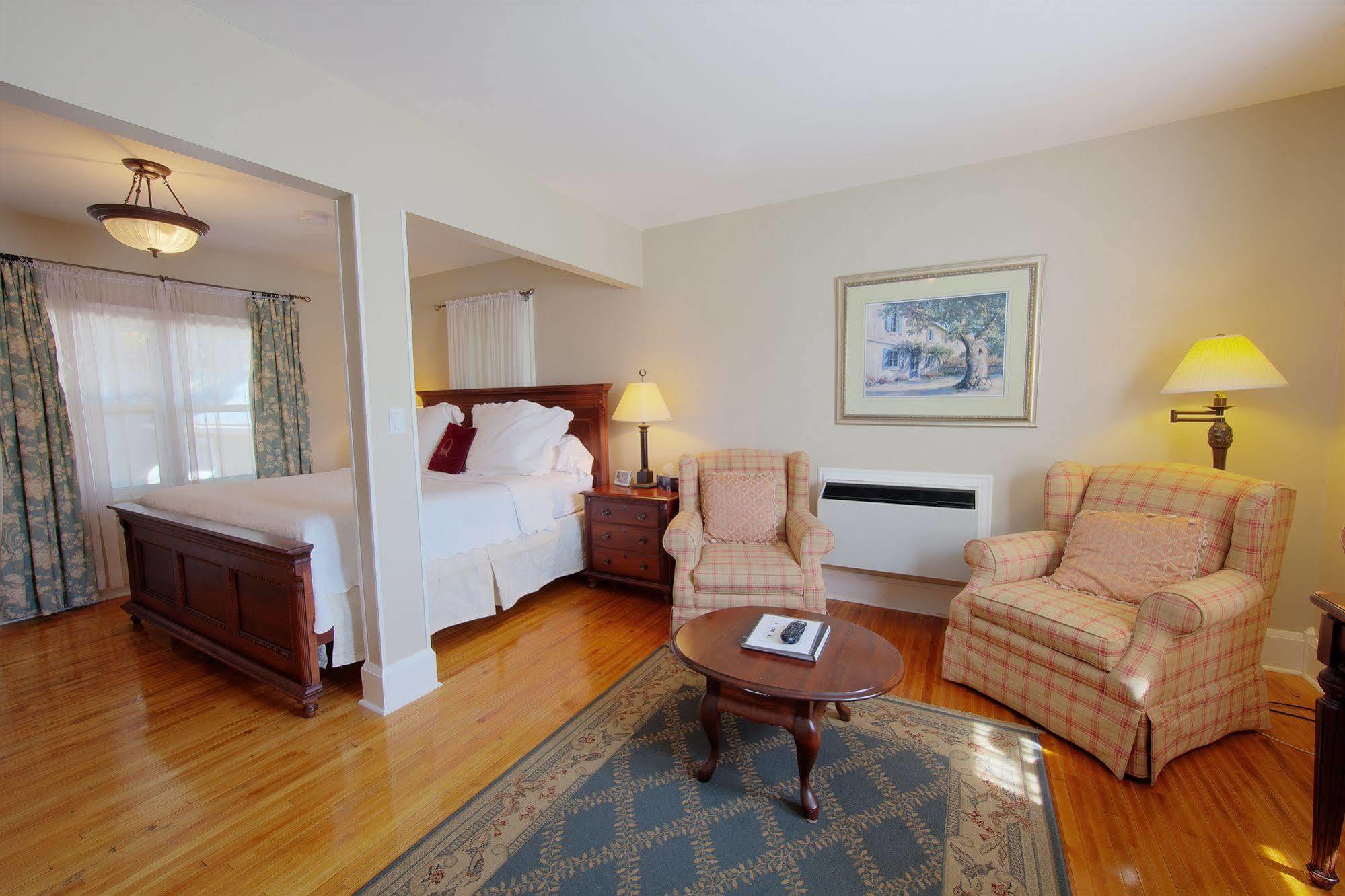 The Woodlawn Inn Cobourg Luaran gambar